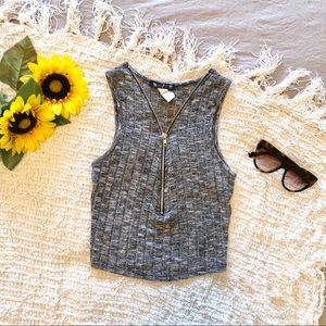 3/25 gray zipper crop top medium